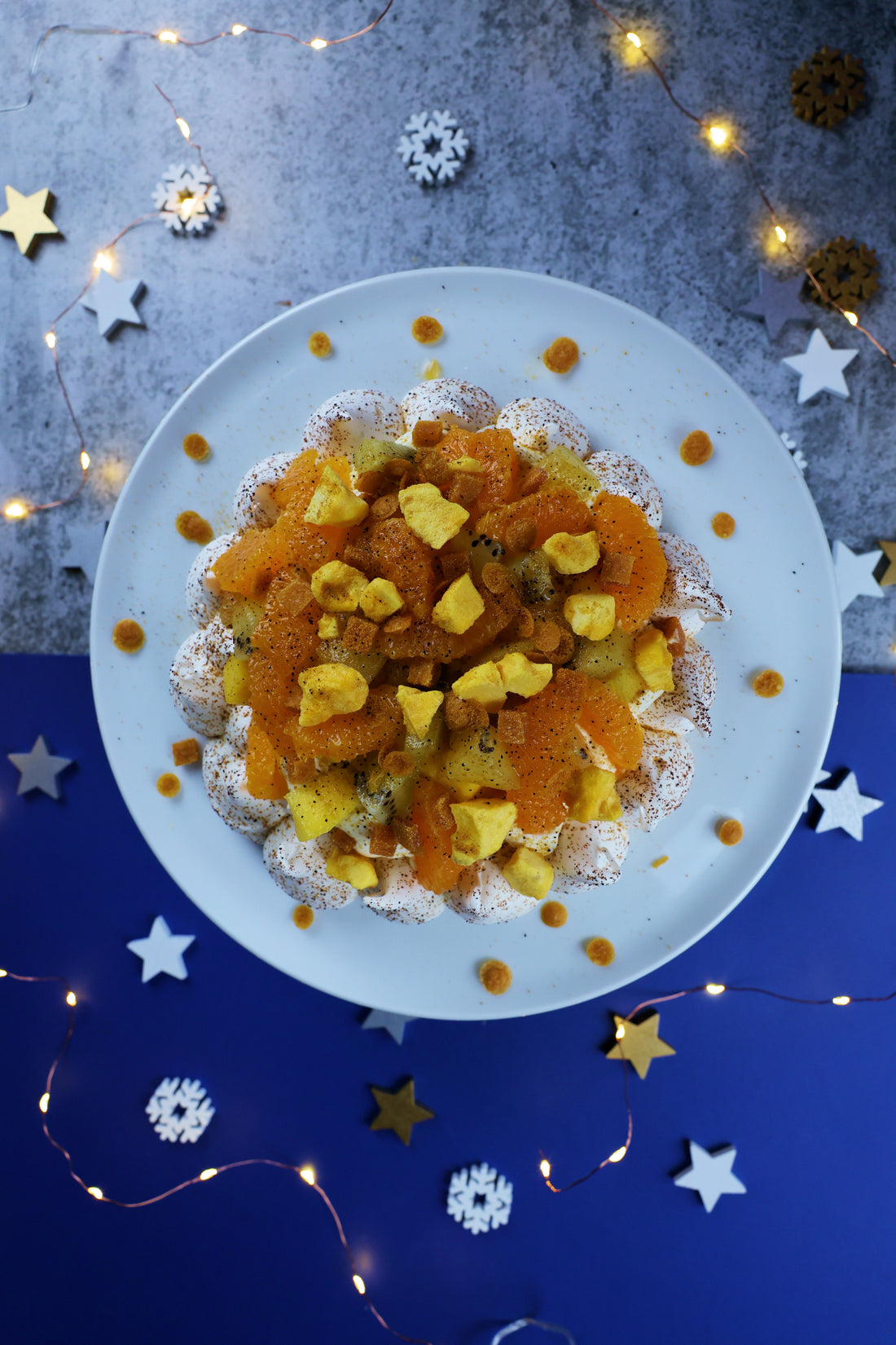 Pavlova exotique aux fruits tropicaux & gulupa La Cooperativa