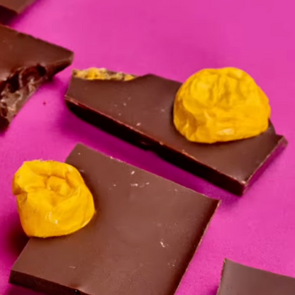 FRUTO DE CACAO 70% cocoa chocolate bar with physalis 80g 